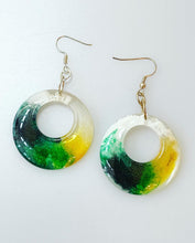 Load image into Gallery viewer, Round Dangled Earrings
